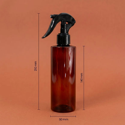 Flacon pulvérisateur Ambré - 250ml détail vue alternative artisanat fabrication maison Terre de Bougies
