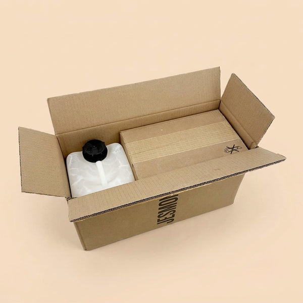 Coffret carton ouvert du Jesmonite AC100 DUOSET avec ses deux contenants
