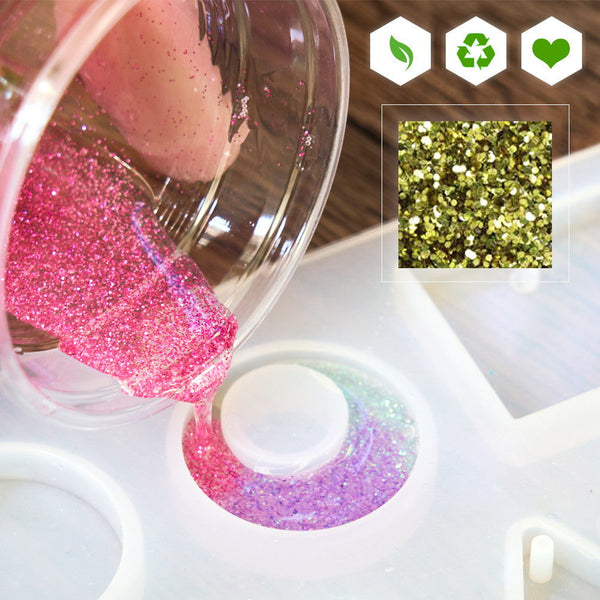 Shiny biodegradable glitter for scented creations alternate view detail handmade fabrication Terre de Bougies