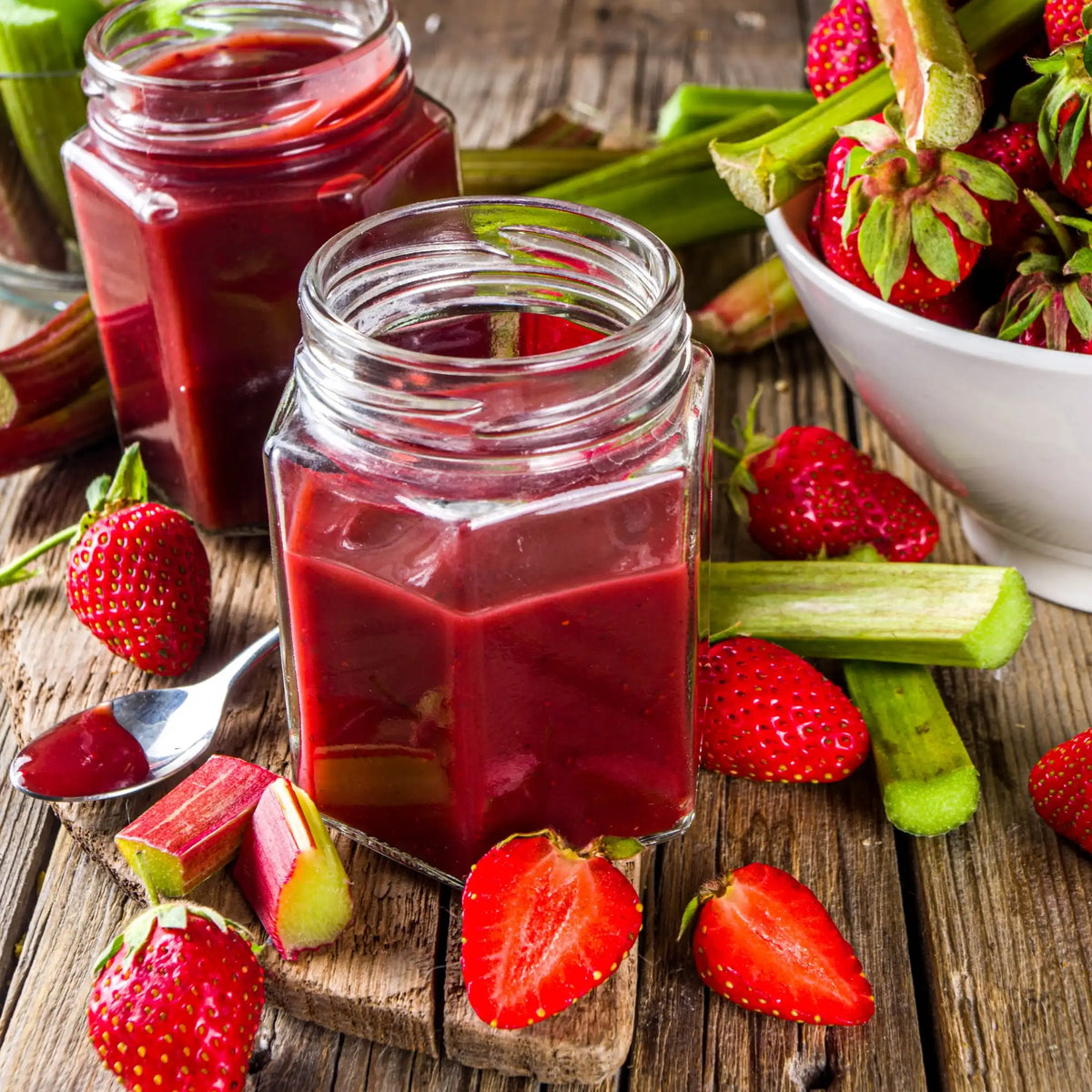 Rhubarbe fraise parfum fruité de Grasse pour bougies fondants et diffuseurs