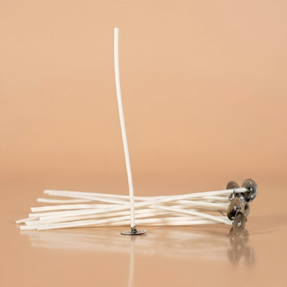 Mèches LX cirées montées sur support mèche pour bougie cire végétale fabrication artisanale Terre de Bougies