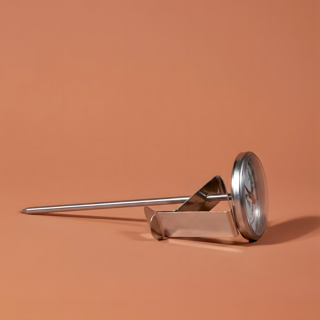Thermomètre à aiguille détail vue alternative artisanat fabrication Terre de Bougies