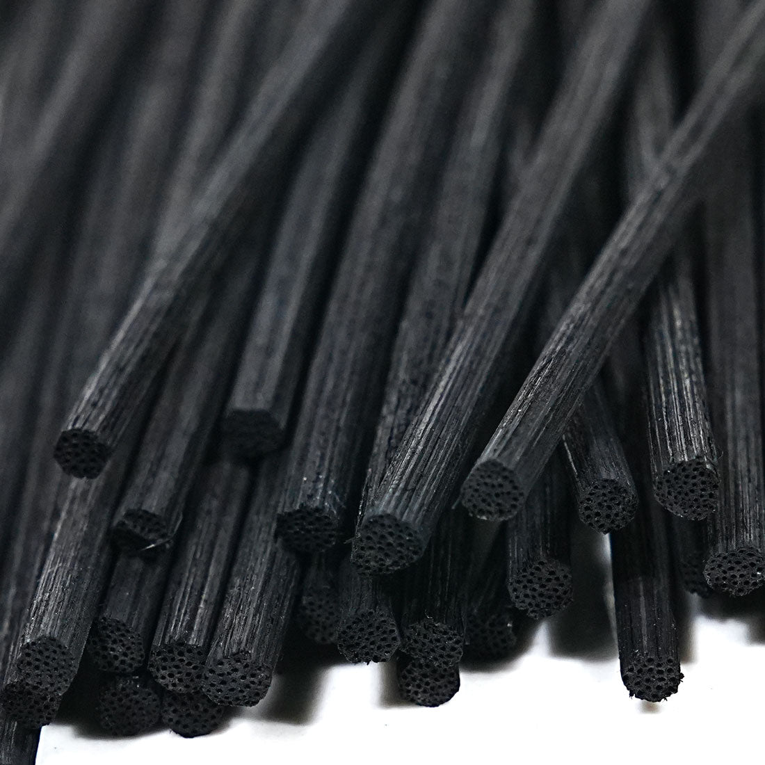 Rattan Rods - 3.5mm x 175mm alternate view detail handmade fabrication Terre de Bougies
